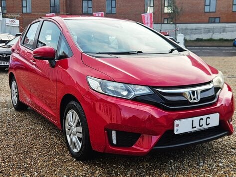 Honda Jazz I-VTEC S AUTOMATIC LOOK! ONLY 50000 MILES! £20 ROAD TAX,4 SERVICES