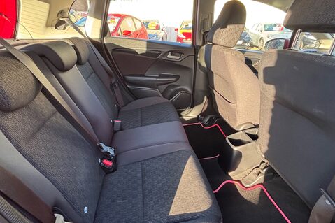 Honda Jazz I-VTEC S AUTOMATIC LOOK! ONLY 50000 MILES! £20 ROAD TAX 4 SERVICES 7