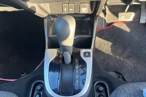 Honda Jazz I-VTEC S AUTOMATIC LOOK! ONLY 50000 MILES! £20 ROAD TAX 4 SERVICES 24