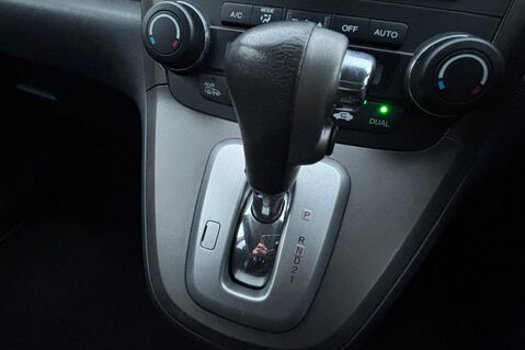 Honda CR-V I-DTEC ES AUTOMATIC! LOOK! FULL SERVICE HISTORY,13 MAIN DEALERS STAMPS!  19