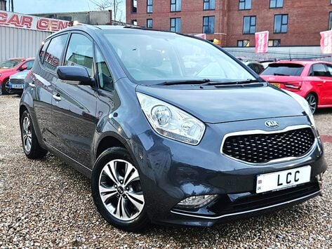 Kia Venga 4 1.6 AUTOMATIC LOOK! 45000 ! SUNROOF! SAT NAV! 5 MAIN DEALER SERVICES