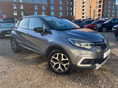 Renault Captur GT LINE TCE..LOOK !! 1 OWNER  26000 MILES, 5 MAIN DEALER SERVICES! LEATHER!
