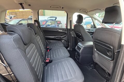 Ford Galaxy TITANIUM 1.5T.. !! LOOK !! 7 SEATS !! 10 SERVICES! 1 FORMER KEEPER! 20