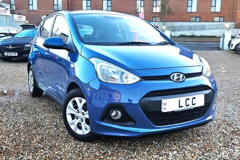Hyundai i10 SE.. AUTOMATIC.. 1 PREVIOUS OWNER.. 6 SERVICE STAMPS,VERY WELL CARED FOR 1