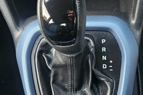 Hyundai i10 SE.. AUTOMATIC.. 1 PREVIOUS OWNER.. 6 SERVICE STAMPS,VERY WELL CARED FOR 5