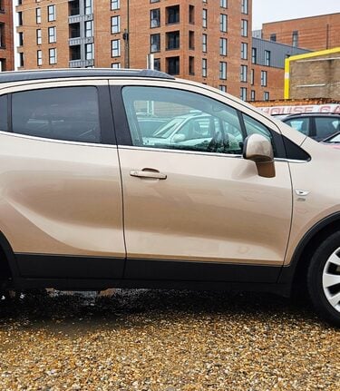 Vauxhall Mokka X ELITE NAV.. AUTOMATIC..1 PREVIOUS KEEPER..5 SERVICES..FULL RED LEATHER 3