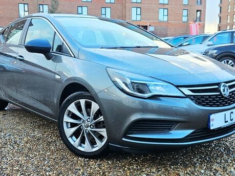 Vauxhall Astra DESIGN S/S.. AUTOMATIC.. 5 SERVICES.. BLUETOOTH.. DAB.. CRUISE CONTROL..A/C