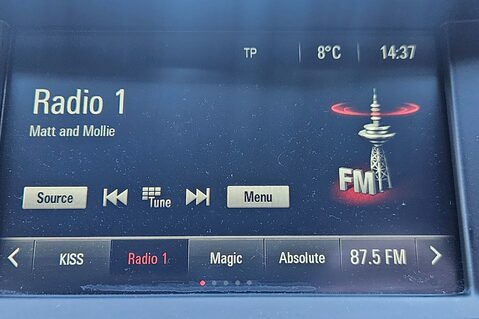 Vauxhall Astra DESIGN S/S.. AUTOMATIC.. 5 SERVICES.. BLUETOOTH.. DAB.. CRUISE CONTROL..A/C 18