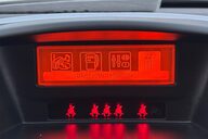 Peugeot 207 VERVE.. 9 SERVICES.. INCLUDING CAMBELT.. LOW INSURANCE.. PERFECT FIRST CAR  7