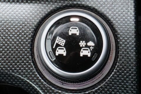 Fiat 500X MULTIAIR POP STAR.. 1 PREVIOUS KEEPER.. SERVICE HISTORY.SAT NAV.A/C,CRUISE 26