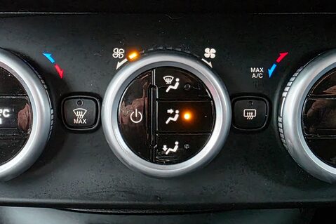 Fiat 500X MULTIAIR POP STAR.. 1 PREVIOUS KEEPER.. SERVICE HISTORY.SAT NAV.A/C,CRUISE 23