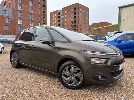 Citroen C4 Picasso E-HDI AIRDREAM EXCLUSIVE PLUS AUTOMATIC.9 SERVICES,FULLY LOADED SPEC
