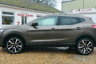 Nissan Qashqai 1.2 TEKNA DIG-T FULL HISTORY! 360 CAMERA.. SAT NAV ! GLASS ROOF 8