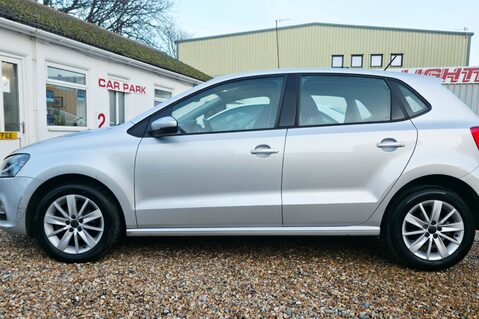 Volkswagen Polo 1.2 SE TSI AUTOMATIC.. 10 MAIN DEALER SERVICES.. £20 R/TAX..1OWNER  3