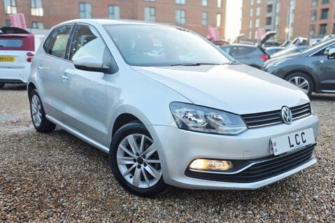 Volkswagen Polo 1.2 SE TSI AUTOMATIC.. 10 MAIN DEALER SERVICES.. £20 R/TAX..1OWNER  4