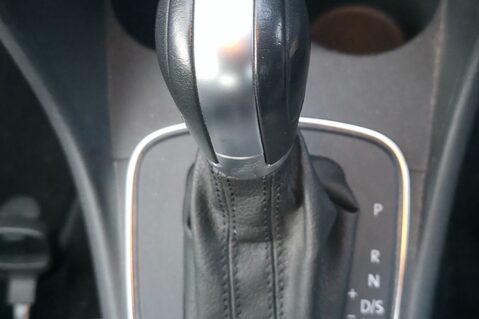 Volkswagen Polo 1.2 SE TSI AUTOMATIC.. 10 MAIN DEALER SERVICES.. £20 R/TAX..1OWNER  5