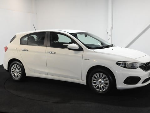 Fiat Tipo EASY 11