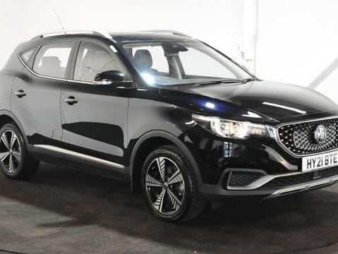 MG ZS EXCLUSIVE 17