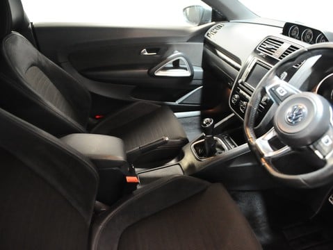 Volkswagen Scirocco GT TDI BLUEMOTION TECHNOLOGY 28