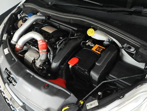 Peugeot 208 THP GTI 23
