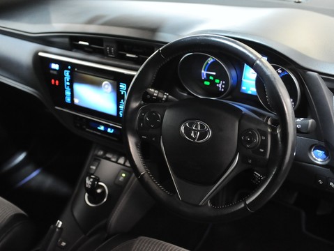 Toyota Auris VVT-I EXCEL TOURING SPORTS TSS 31