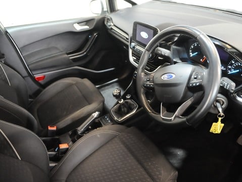 Ford Fiesta ZETEC 10
