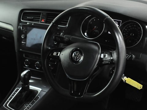 Volkswagen Golf SE NAVIGATION TSI BLUEMOTION TECHNOLOGY DSG 13