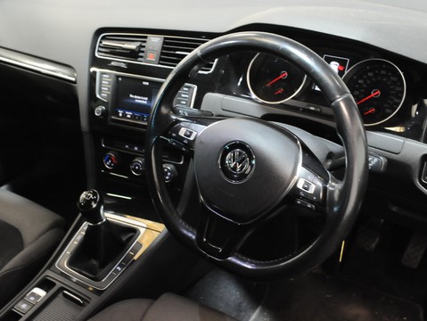 Volkswagen Golf GT EDITION TDI BLUEMOTION TECHNOLOGY 9