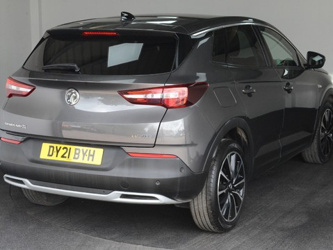 Vauxhall Grandland X ELITE NAV 9