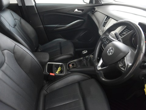 Vauxhall Grandland X ELITE NAV 26