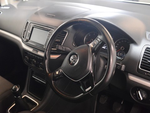 Volkswagen Sharan SE TDI BLUEMOTION TECHNOLOGY 34