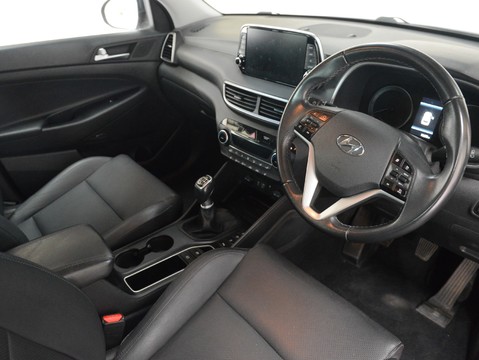 Hyundai TUCSON T-GDI PREMIUM 31