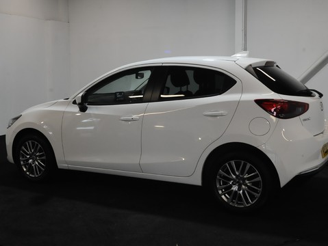 Mazda 2 SPORT NAV MHEV 5