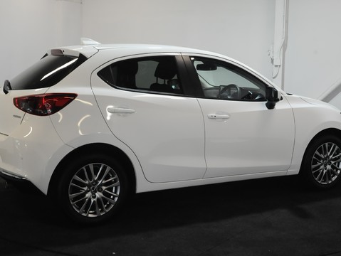 Mazda 2 SPORT NAV MHEV 11