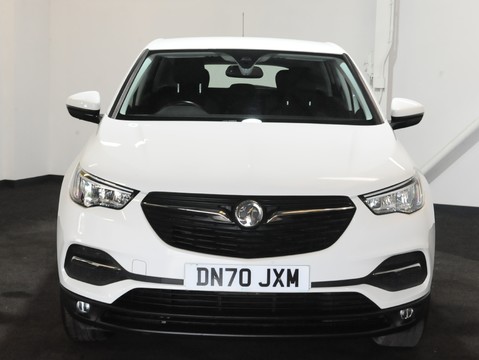 Vauxhall Grandland X SE 18