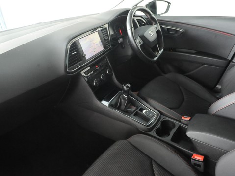 SEAT Leon TDI FR TECHNOLOGY 25