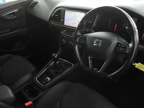 SEAT Leon TDI FR TECHNOLOGY 32