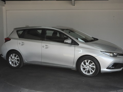 Toyota Auris VVT-I ICON TECH 16