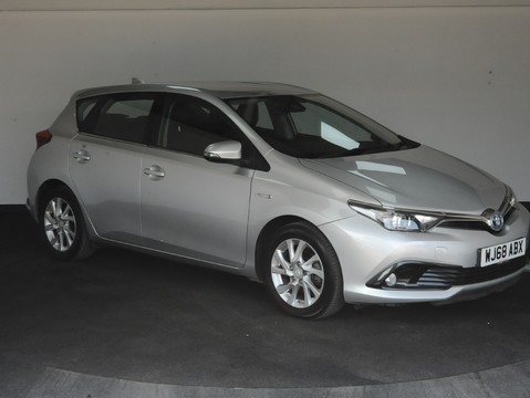 Toyota Auris VVT-I ICON TECH 17