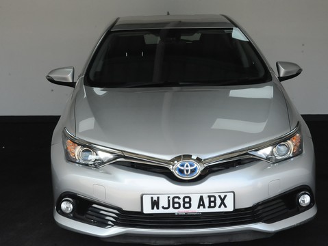 Toyota Auris VVT-I ICON TECH 18