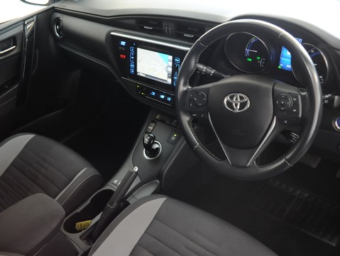 Toyota Auris VVT-I ICON TECH 31