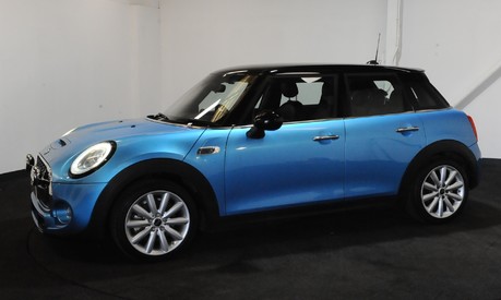 Mini Hatch COOPER SD