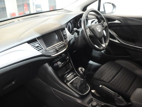 Vauxhall Astra SRI NAV 23