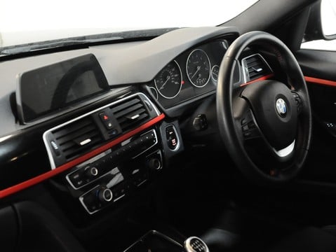 BMW 3 Series 320I XDRIVE SPORT 20