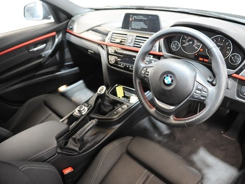 BMW 3 Series 320I XDRIVE SPORT 26