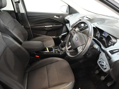 Ford Kuga TITANIUM 22