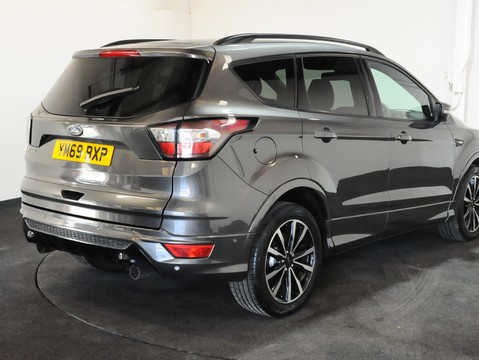 Ford Kuga ST-LINE 11