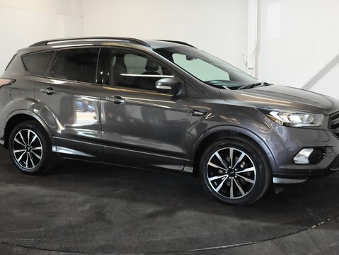 Ford Kuga ST-LINE 14