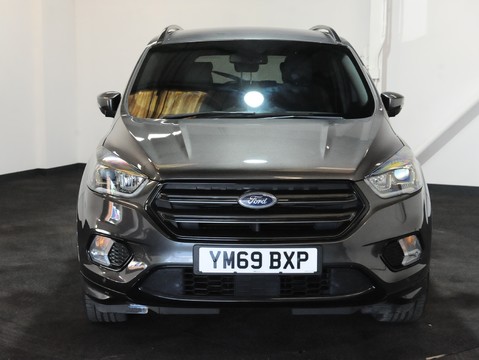 Ford Kuga ST-LINE 17