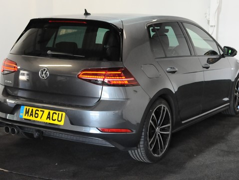 Volkswagen Golf GTD TDI DSG 9